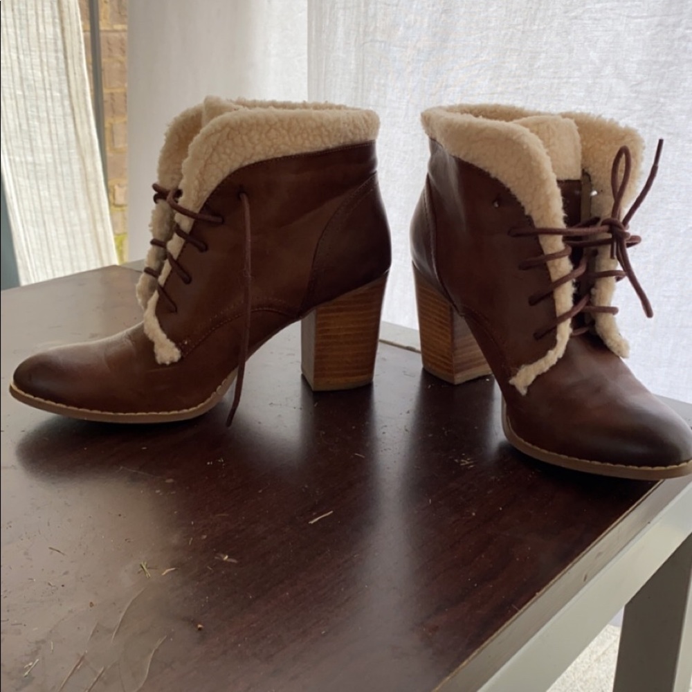 Brown Fur-Lined Heeled Boots / Booties